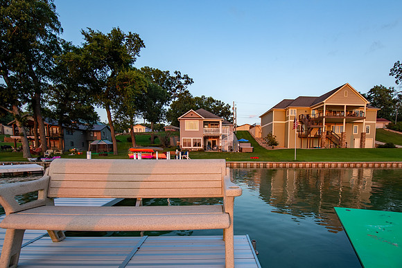 81-50567 East Indiana Lake-Bristol-HDR