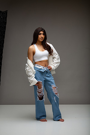 22-Natalie White Shirt Ripped Jeans