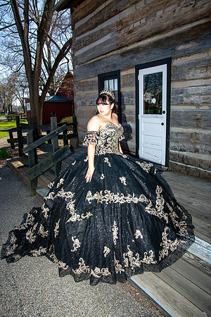 273-Ianna Hernandez