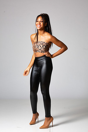 204-Nicole Larkin_
