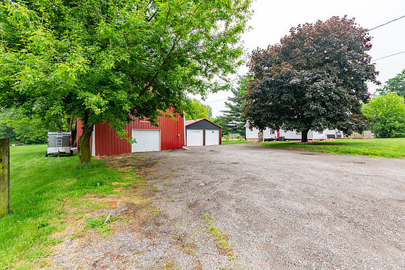 1-15551 Mason St-Union-MI-HDR