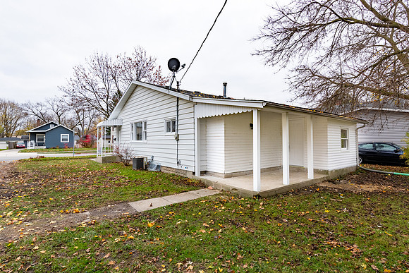 106-706 N Main-Nappanee-HDR