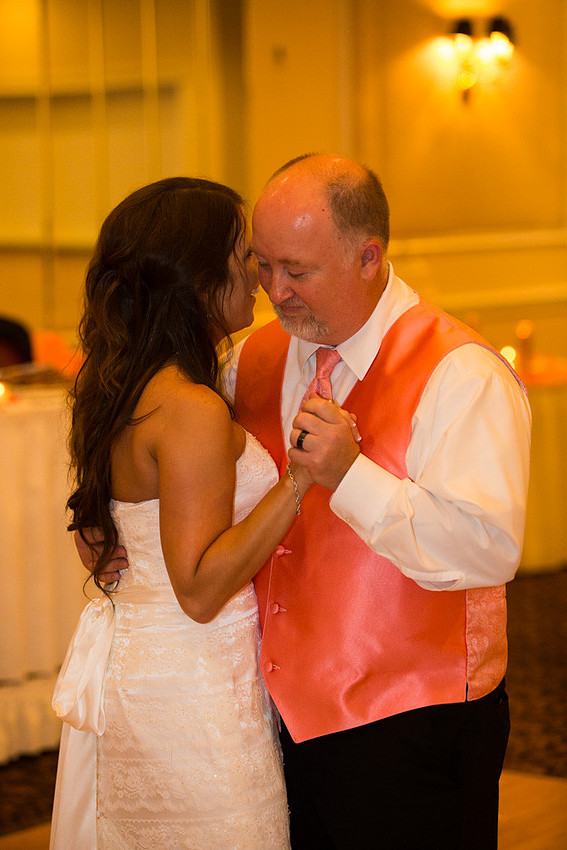 Chris Lindsey-525-E-Blog