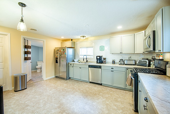 509-930 E 4th-HDR
