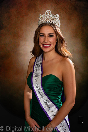 82-Elkhart County 4H Fair Queen n Court