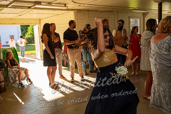 1648-Kyra n Tyler Niespodziany