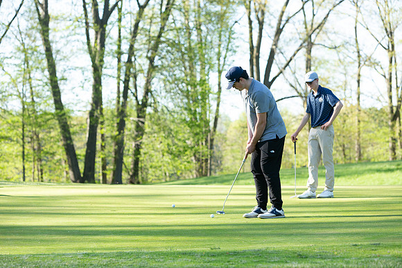 200-Hunter Golf Match