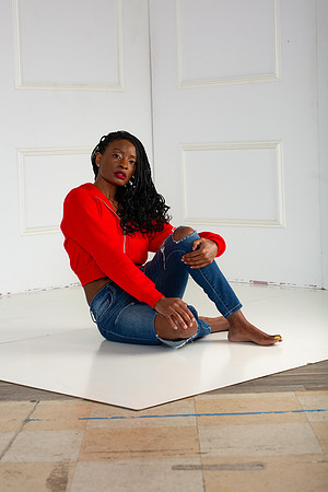 272-Suzy Free