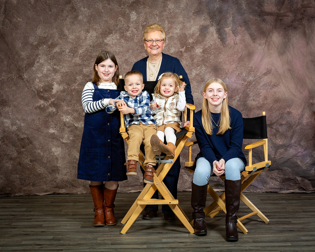 80-Buysee Extended Family X-Mas 2023
