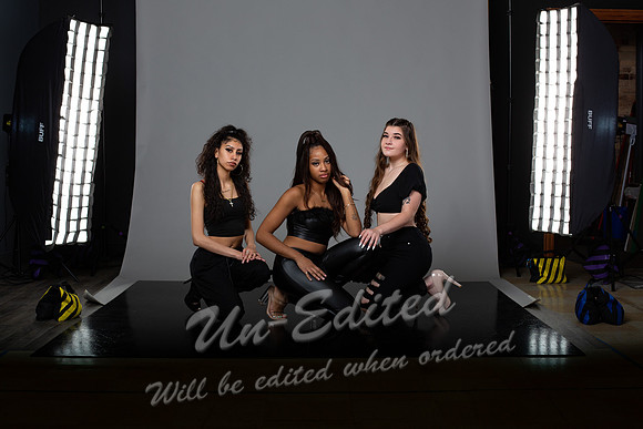 40-Nicole-Tara-Jasmin