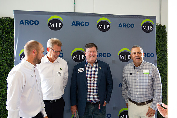 149-Arco Ribbon Cutting