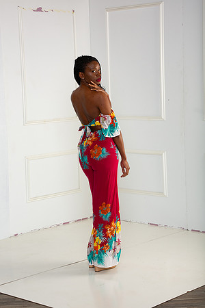 319-Suzy Free