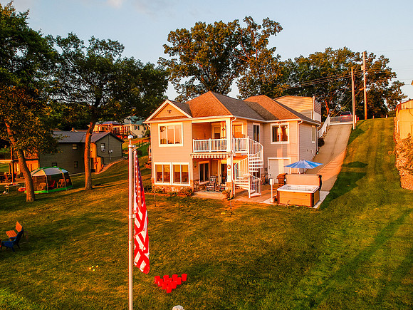 437-50567 East Indiana Lake-Bristol-HDR