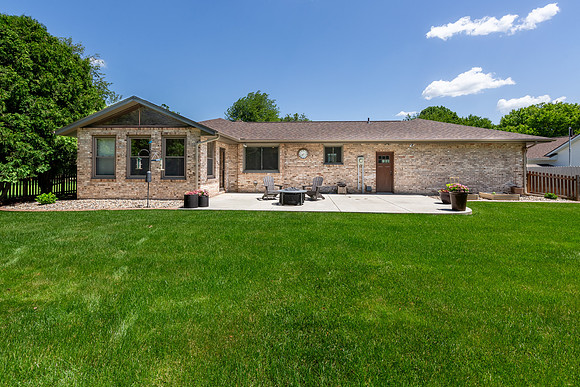 196-3106 Marshwood-HDR