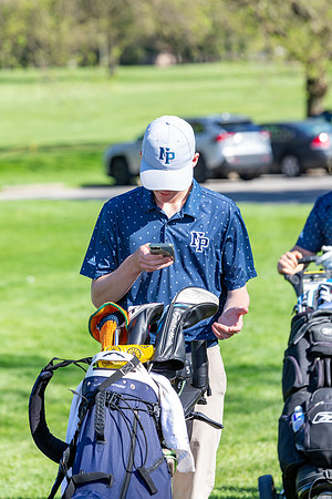 4-Hunter Golf Match