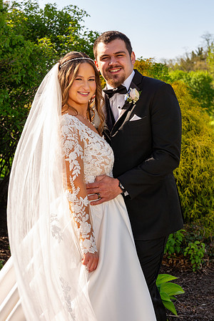 1019-DeMont_Lauren and Joseph Markiewicz