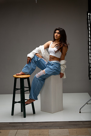 89-Natalie White Shirt Ripped Jeans