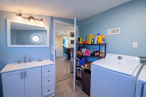 529-930 E 4th-HDR