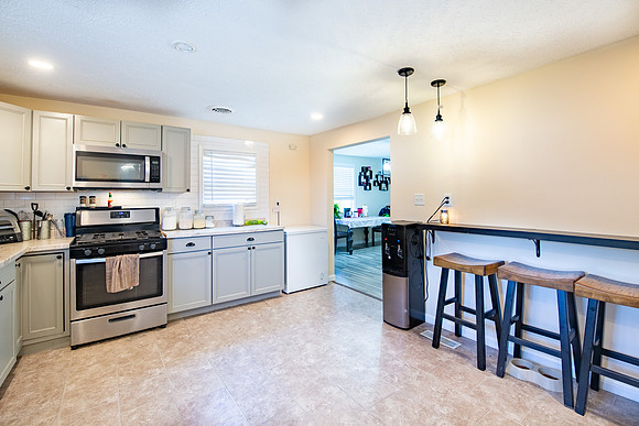 514-930 E 4th-HDR