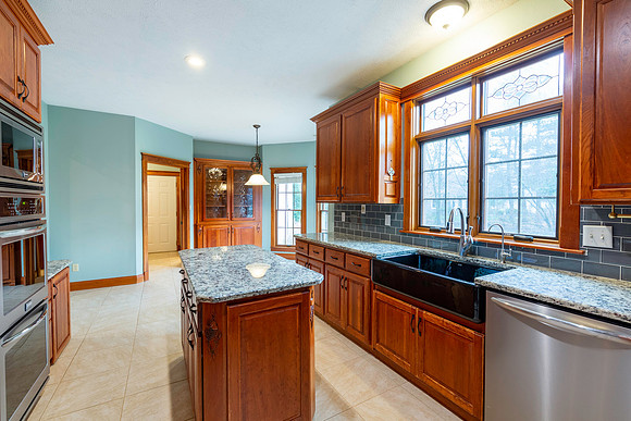 29-21446 Edgefield Ct