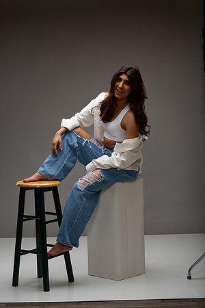 128-Natalie White Shirt Ripped Jeans