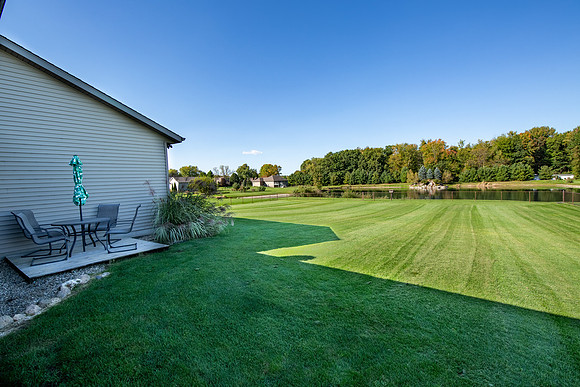 211-24865 Walton Dr-HDR