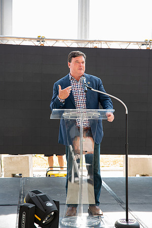 279-Arco Ribbon Cutting