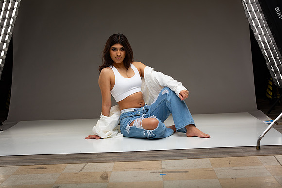 170-Natalie White Shirt Ripped Jeans